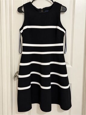 Tommy Hilfiger Black and White Striped Midi Dress (NEW dress with no tags)